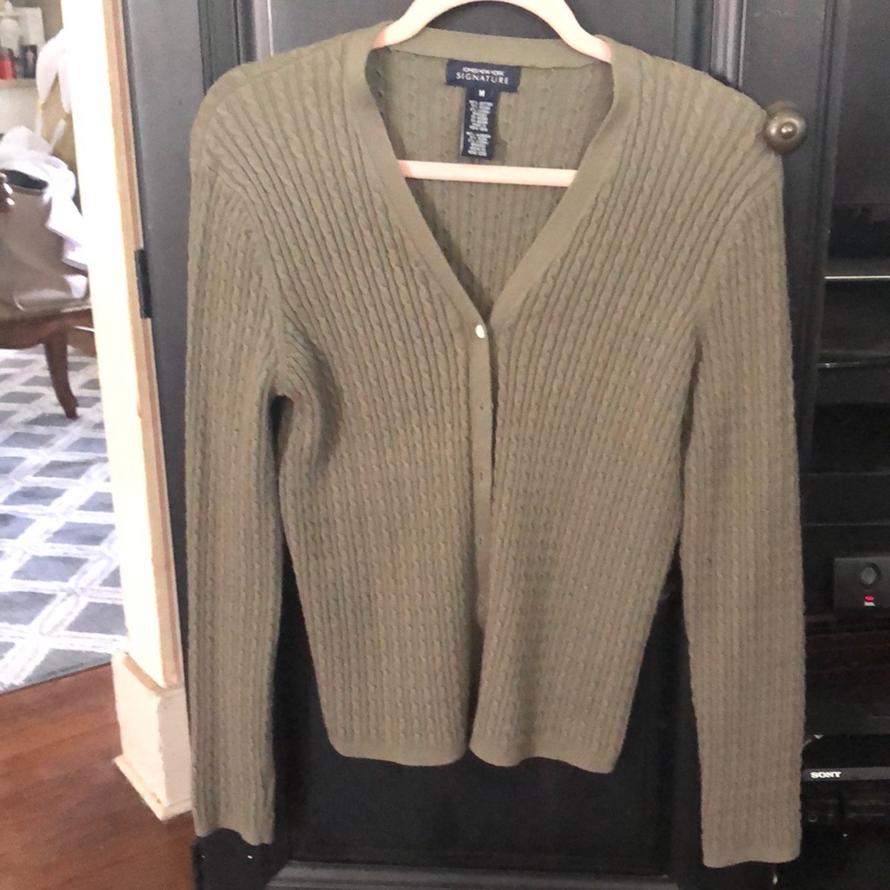 Jones NY moss green cardigan